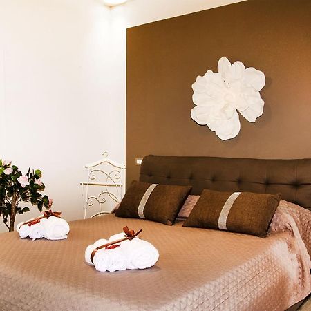 Sweet House Hotel กัมโปบัสโซ ภายนอก รูปภาพ